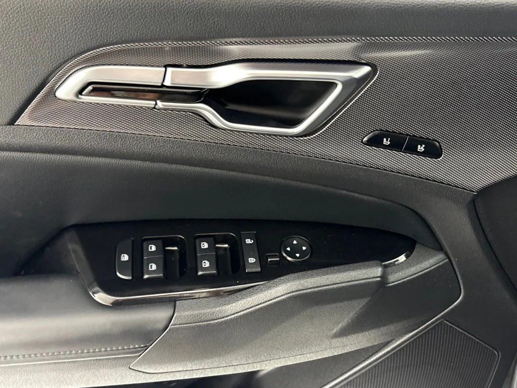 Used 2025 Gray Kia SX-Prestige image 25