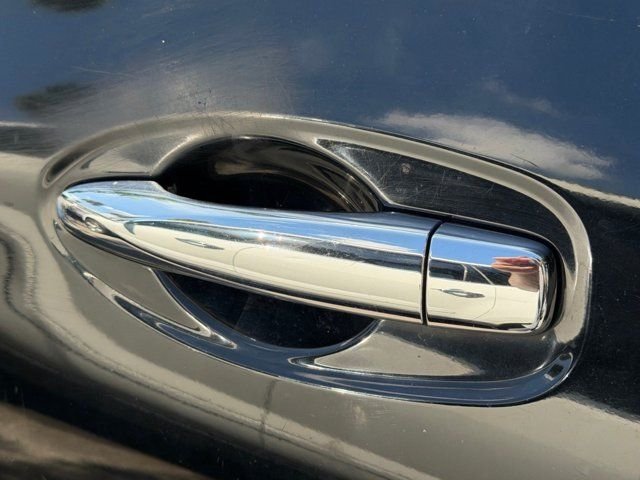 Used 2014 Black Nissan S image 23