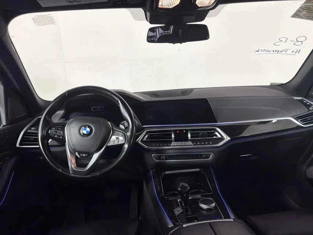 Used 2019 Black Sapphire Metallic BMW xDrive40i image 18