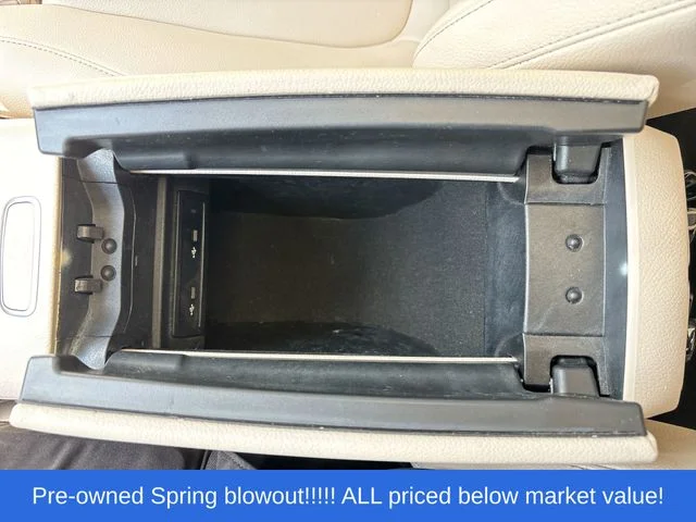 Used 2021  Mercedes-Benz GLB 250 image 28