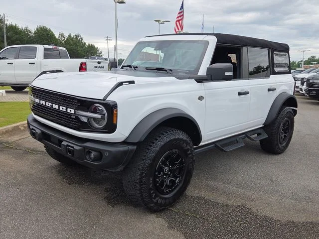 Used 2023 White Ford Wildtrak image 3