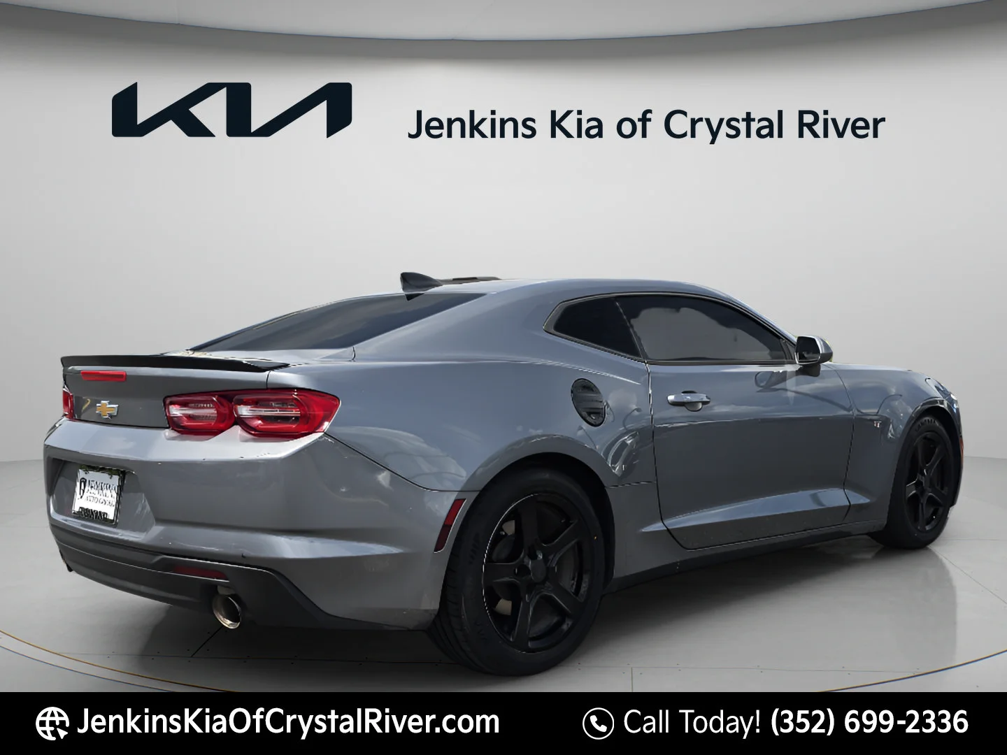 Used 2021 Satin Steel Gray Metallic Chevrolet 1LT image 5