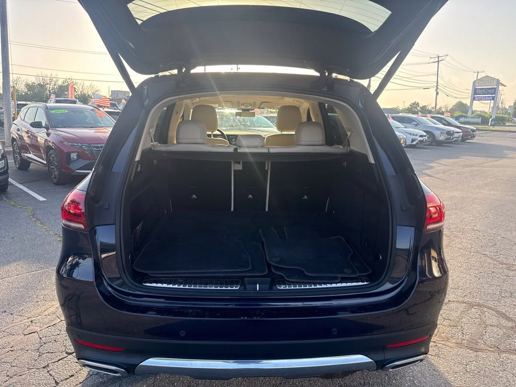 Used 2021 Blue Mercedes-Benz GLE 350 image 13