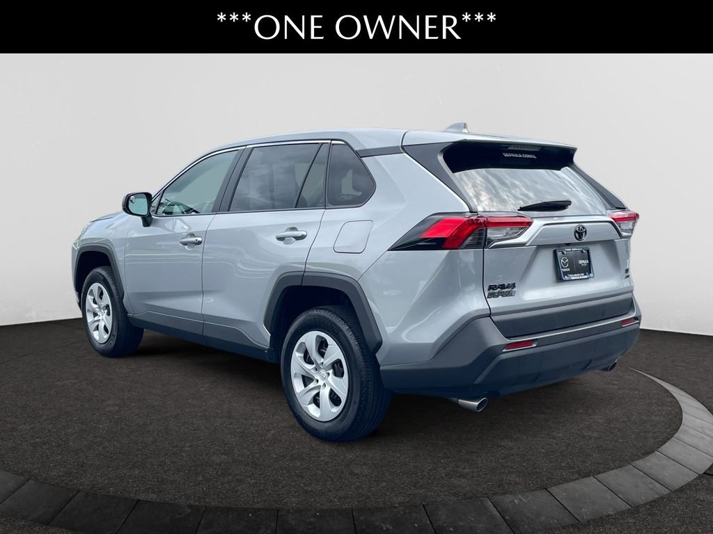 Used 2025 Silver Sky Metallic Toyota LE image 3