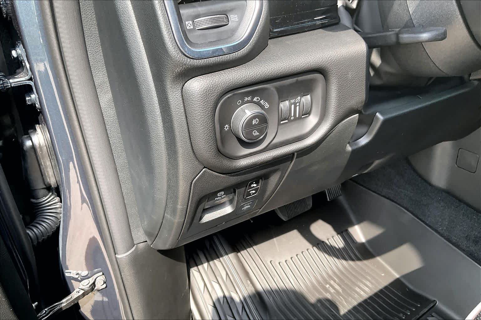 New 2026 Forged Blue Metallic Exterior Paint RAM Laramie image 18
