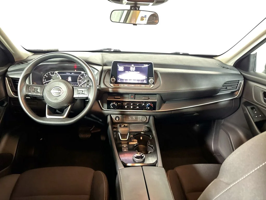 Used 2024 White Nissan S image 12