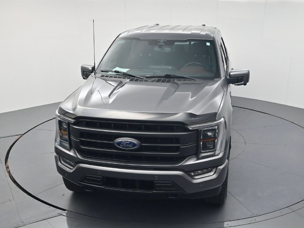 Used 2023 Gray Metallic Ford Lariat image 40