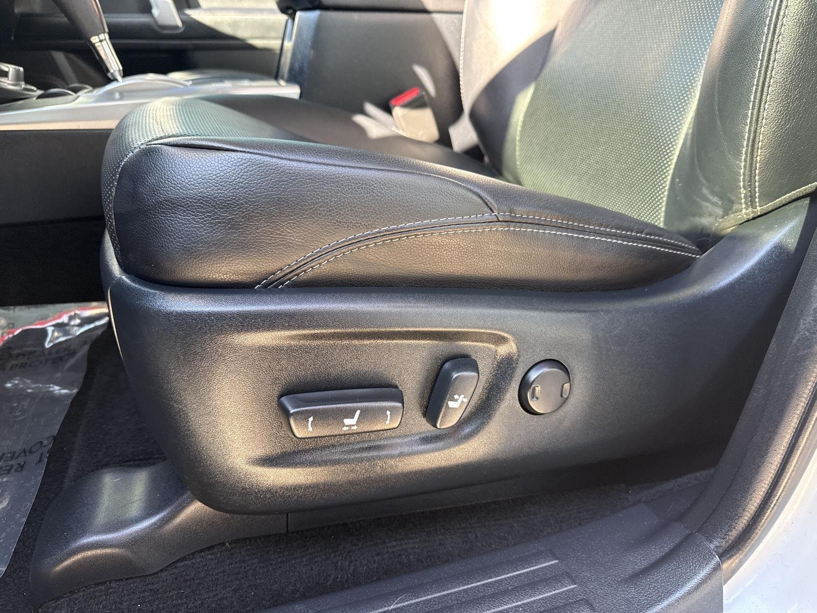 Certified Used 2024 Wind Chill Pearl Toyota Limited image 17