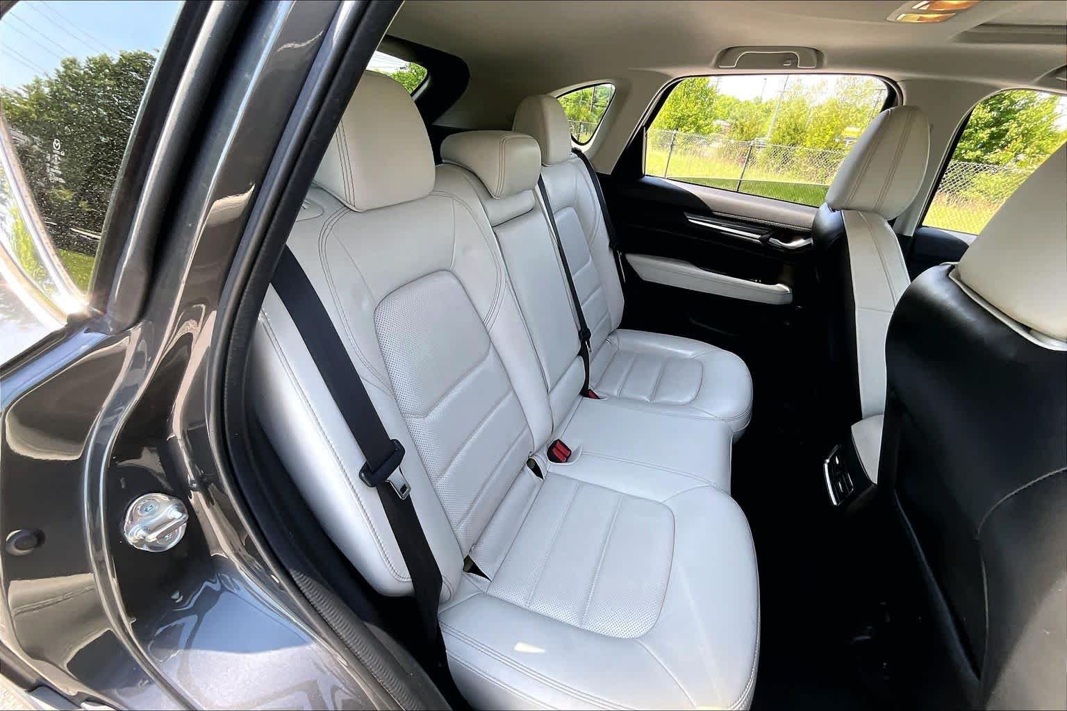 Used 2019 Machine Gray Metallic Mazda Grand Touring image 21
