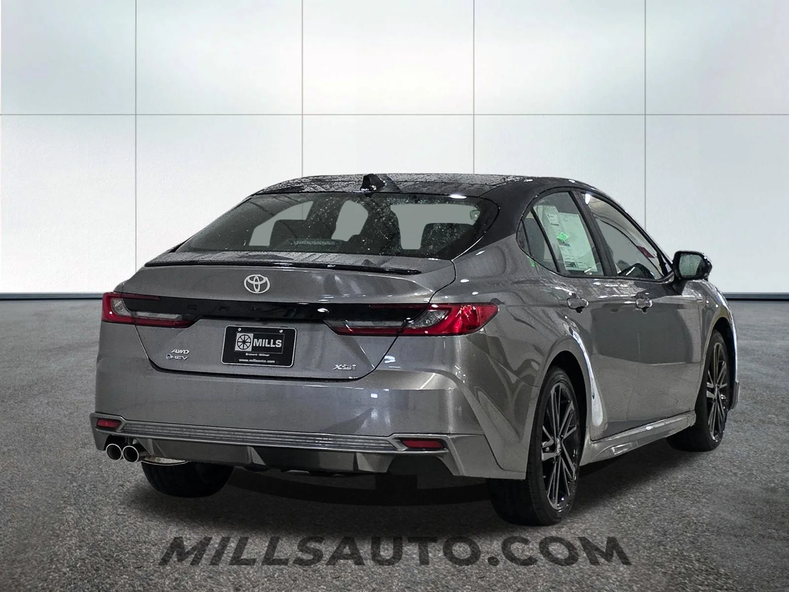 New 2026 Heavy Metal with Midnight Black Metallic roof <sup>1</sup> Toyota  XSE AWD image 7