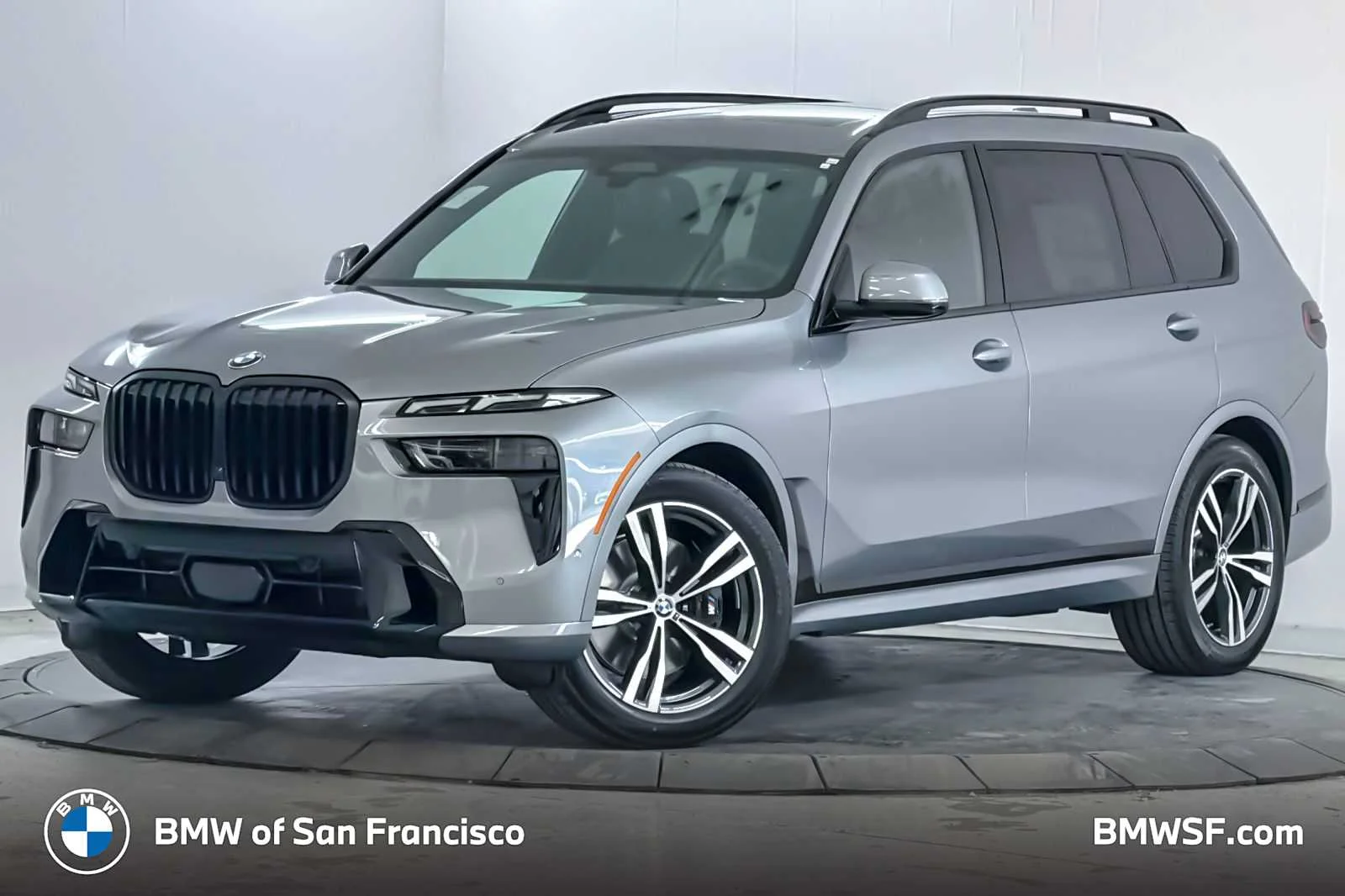 2026 BMW X7 xDrive40i's photo