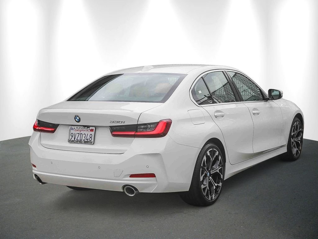 Used 2026 Alpine White BMW 330i image 6