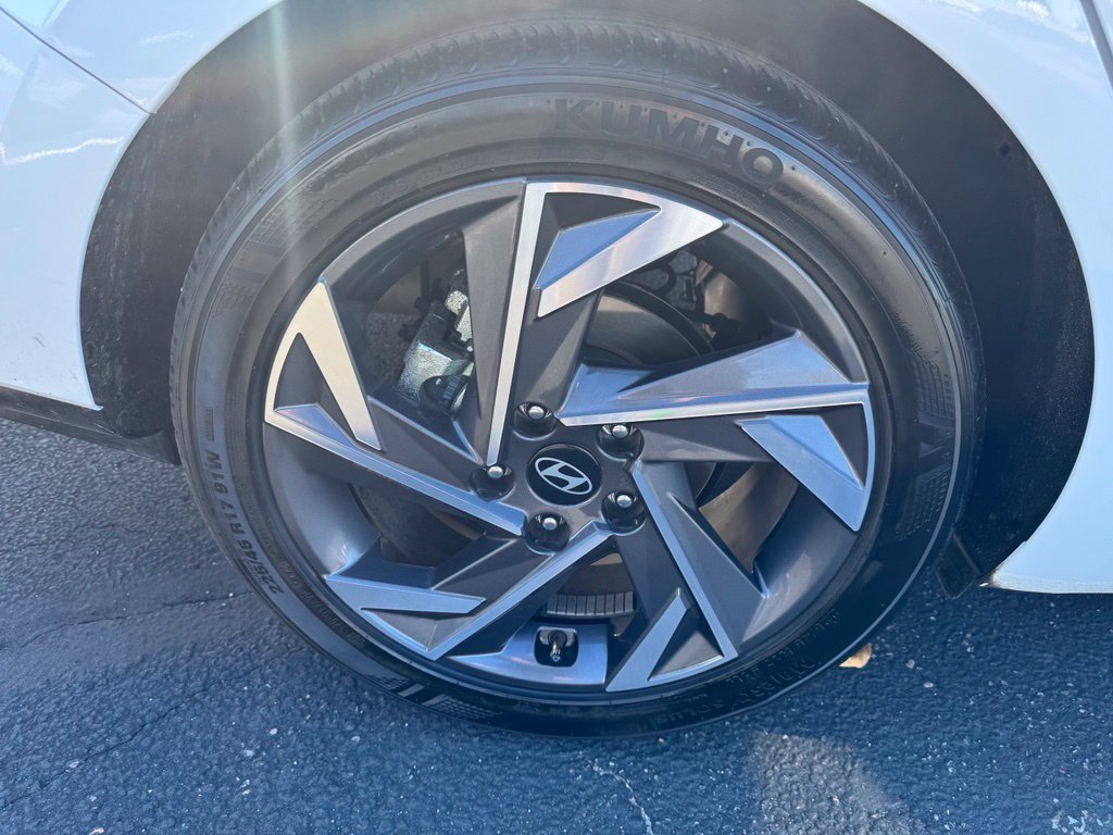 Certified Used 2024 White Hyundai SEL image 9