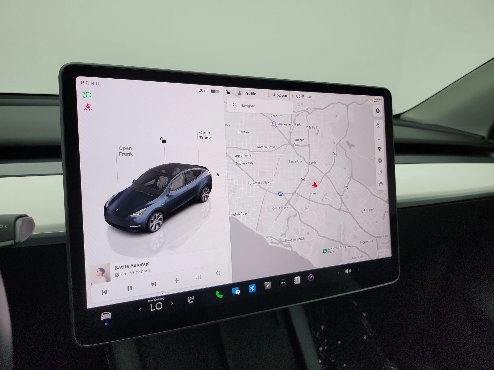 Used 2024 Stealth Grey Tesla Long Range image 9