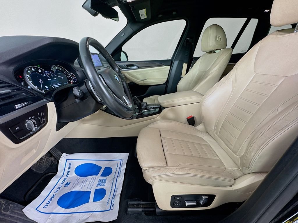 Used 2019 Black Sapphire Metallic BMW sDrive30i image 27