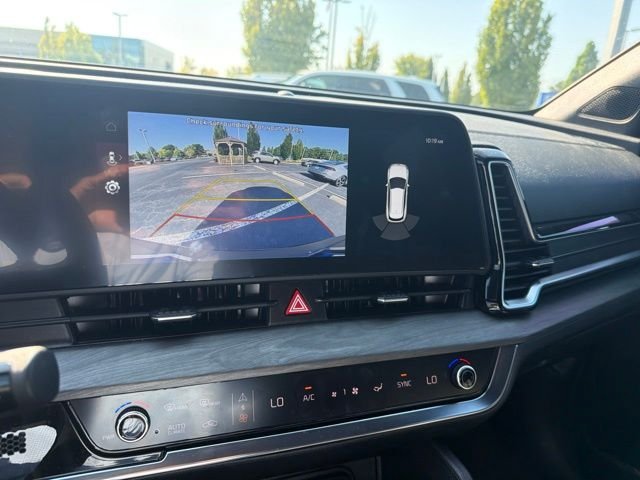 Used 2025 Wolf Gray Kia X-Line image 18