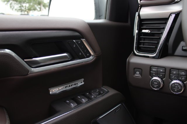 2026 GMC Sierra 1500 Denali - Photo 14