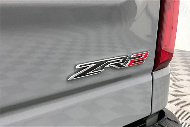 2025 Chevrolet Silverado 1500 ZR2 - Photo 9