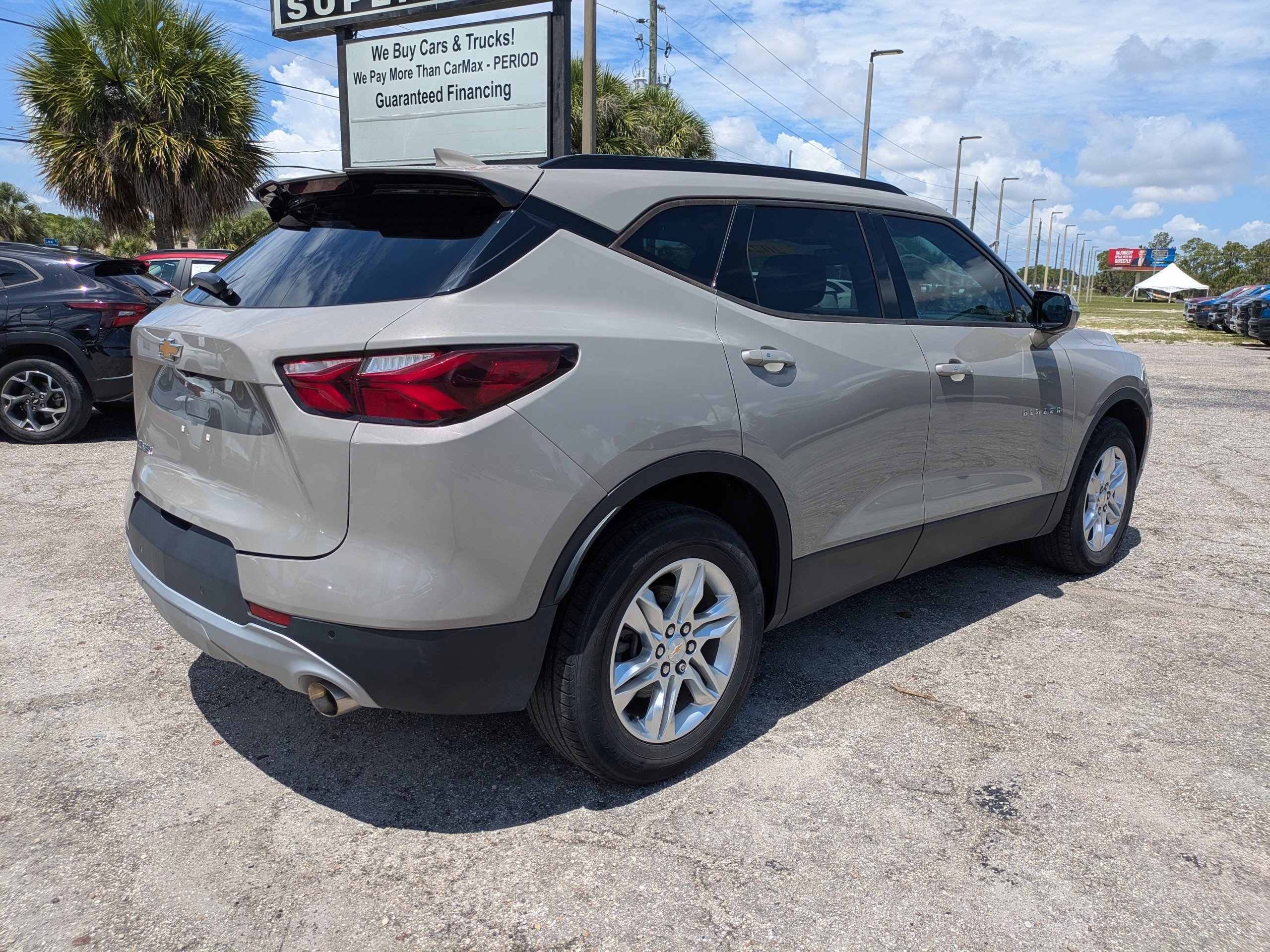 Used 2021 Pewter Metallic Chevrolet LT image 4