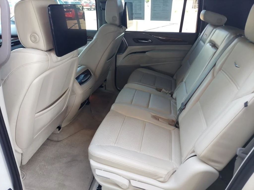 Used 2021 White Cadillac Premium Luxury Platinum image 42