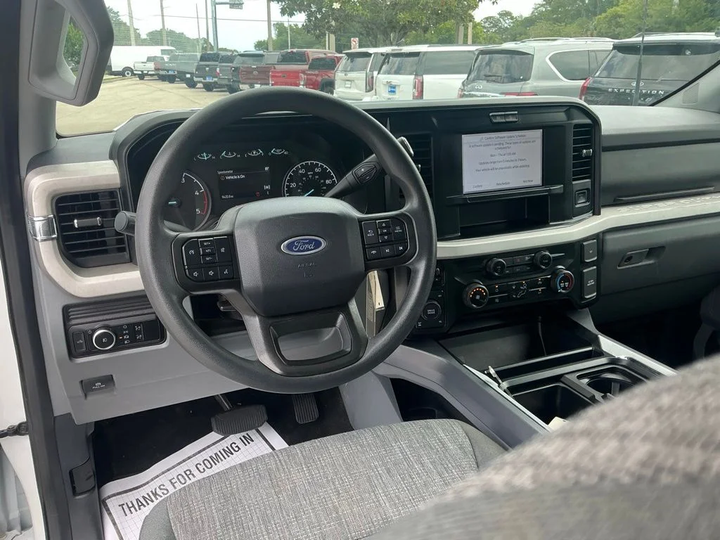 Used 2025 White Ford XLT image 34