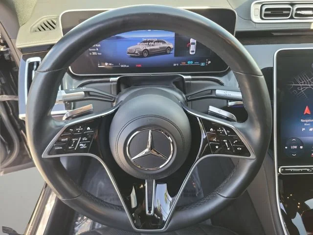 Used 2022 Black Mercedes-Benz S 580 image 26