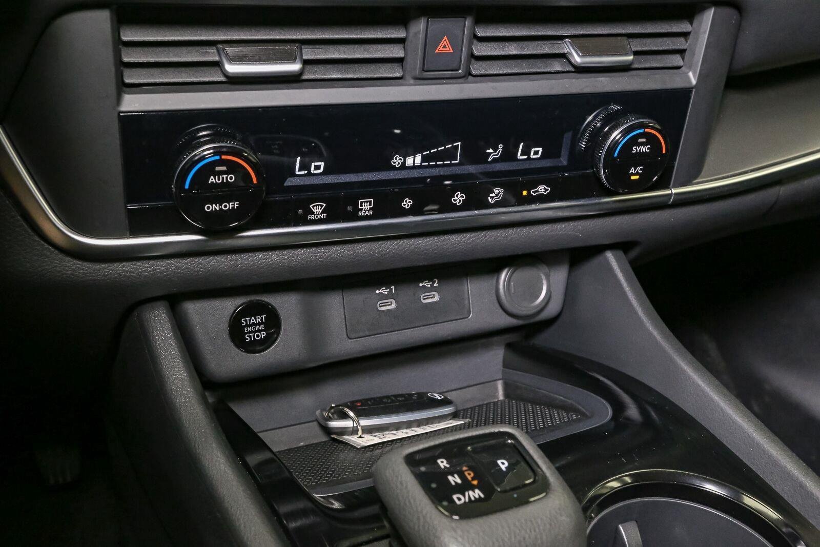 Used 2026 Super Black Nissan SV image 30