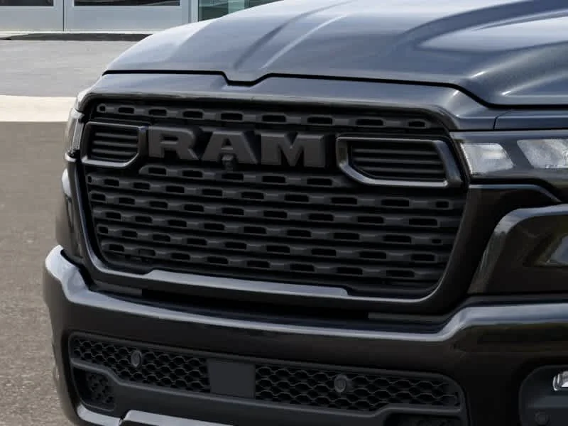New 2026 Diamond Black Crystal Pearlcoat Ram Express image 11