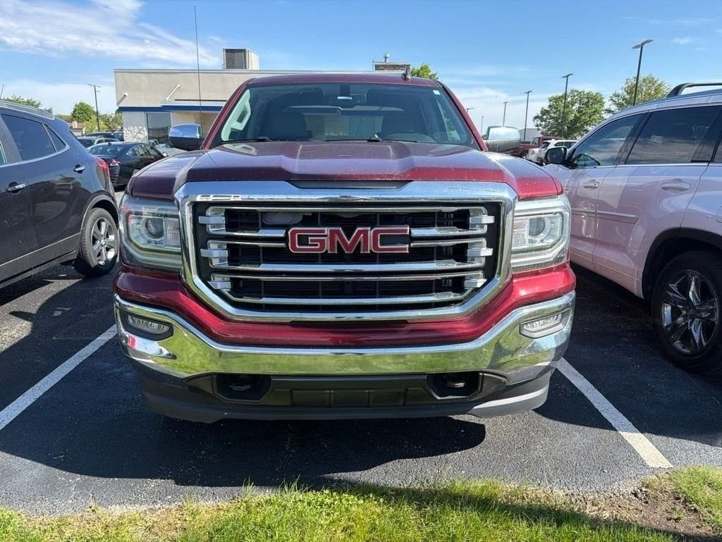 2017 GMC Sierra 4WD Crew Cab Short Box SLT's photo