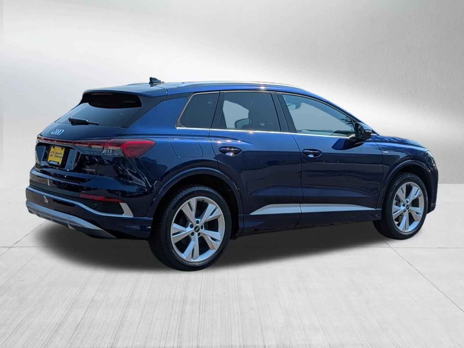 Used 2023 Navarra Blue Metallic Audi Premium Plus image 7