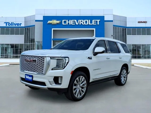 Used 2023 White GMC Denali image 2