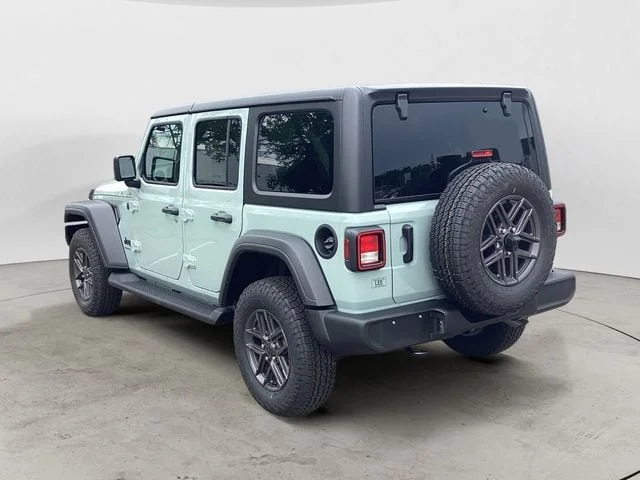 New 2026 Earl Clearcoat Jeep 4-DOOR SPORT S image 3