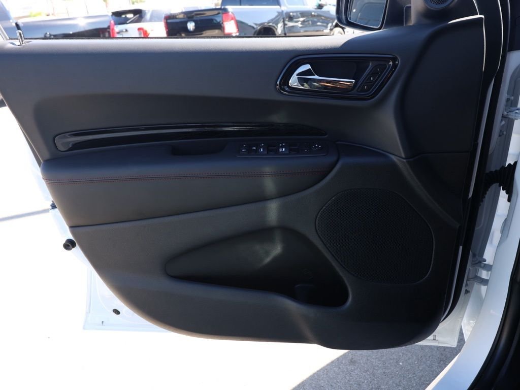 New 2026 White Knuckle Clear-Coat Exterior Paint Dodge GT Plus HEMI V8 image 22