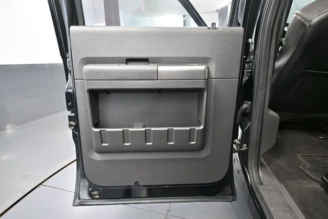 Used 2008 Black Ford FX4 image 24