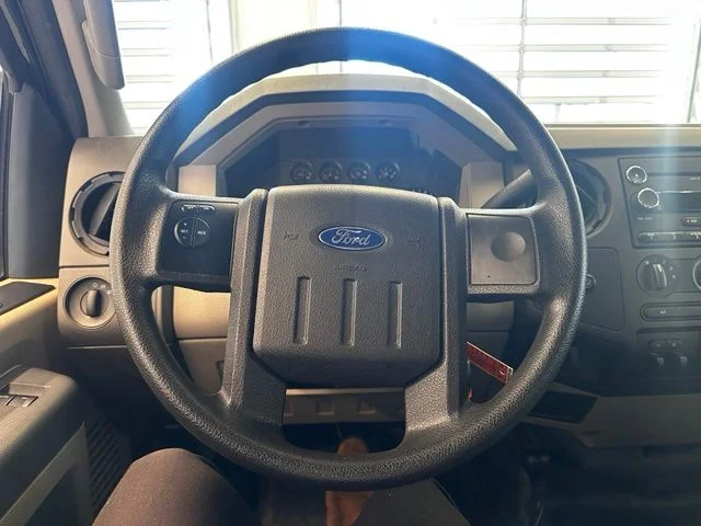 Used 2010 Green Ford XL image 13