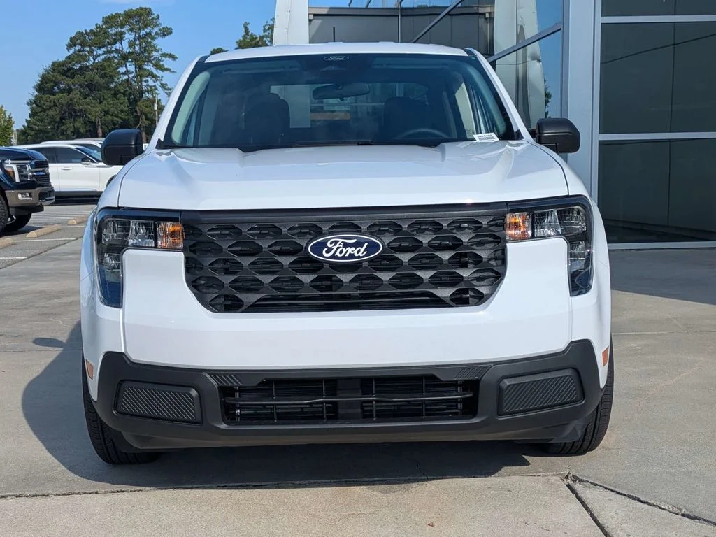 New 2026 Oxford White Ford XL image 9
