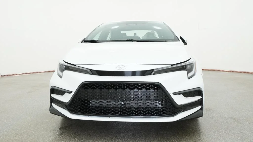 New 2026 Wind Chill Pearl Toyota SE image 16