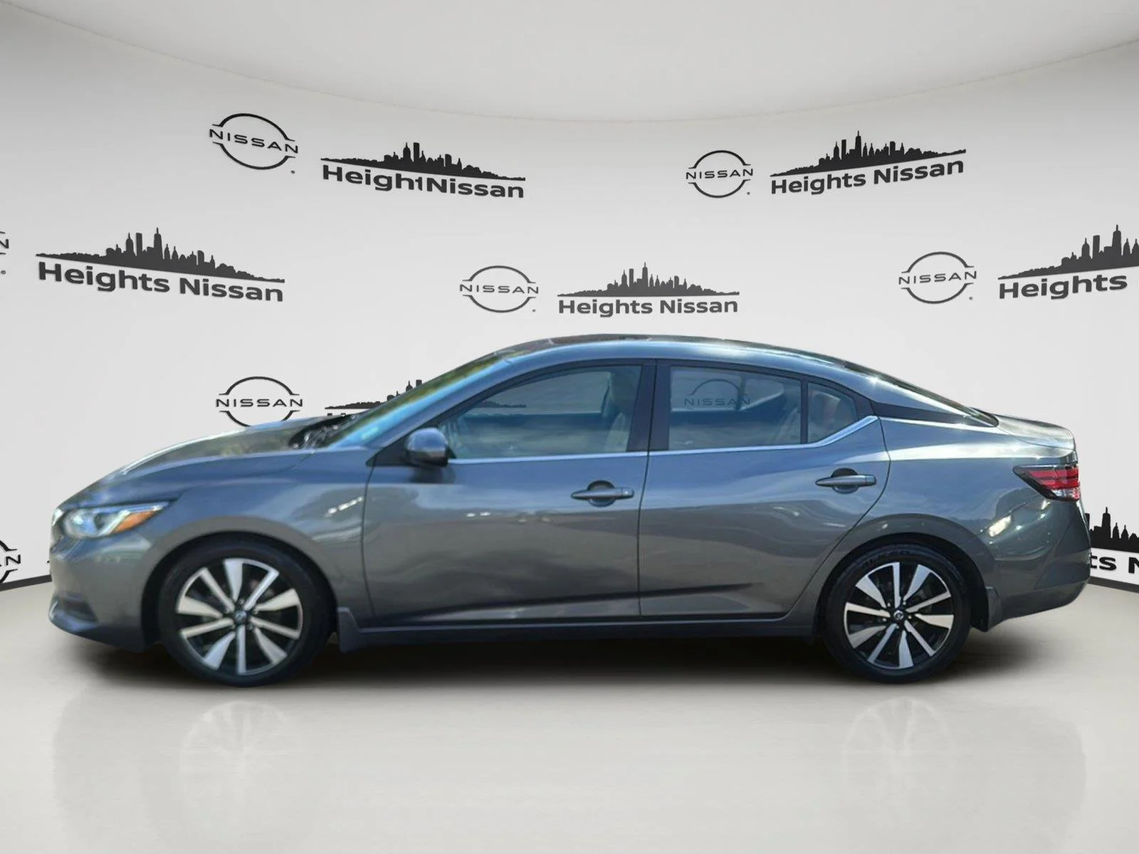 Used 2021 Nissan Sentra SV with VIN 3N1AB8CV6MY280087 for sale in Jackson Heights, NY