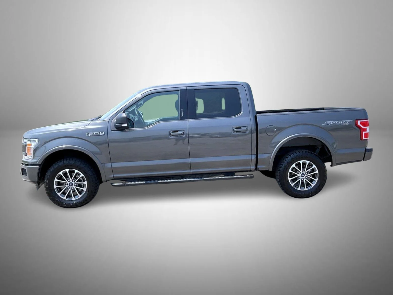 Used 2020 Gray Ford XLT image 8