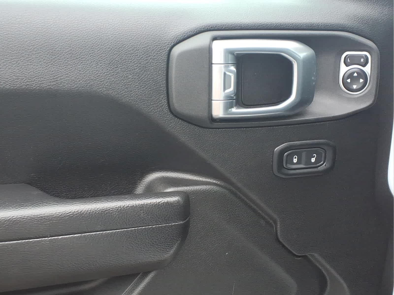 Used 2026 Bright White Clearcoat Jeep Rubicon image 12