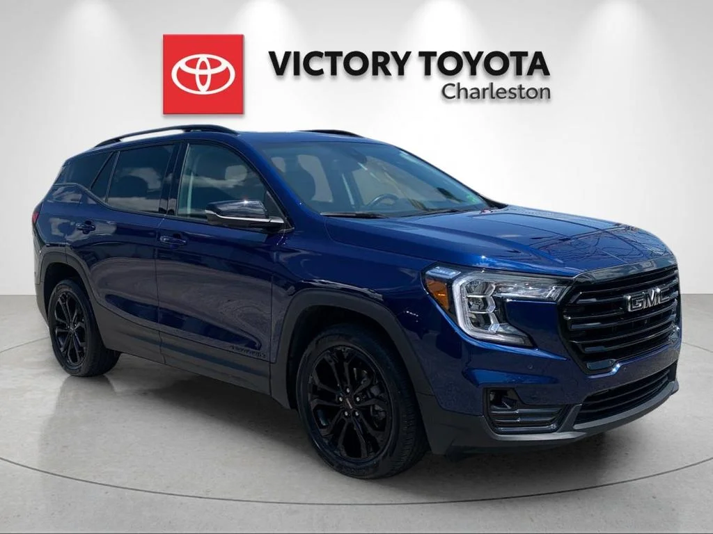 Used 2022  GMC SLT image 5