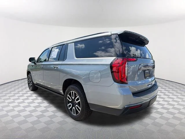 Used 2023 Sterling Metallic GMC AT4 image 7