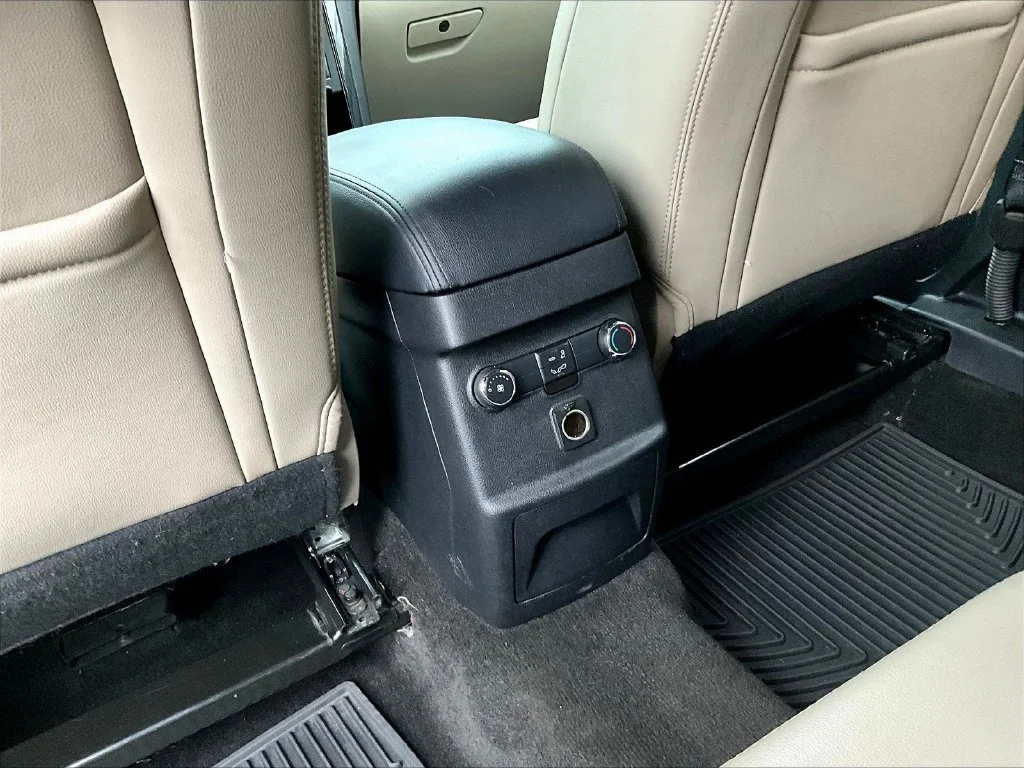 Used 2018 Magnetic Ford XLT image 12