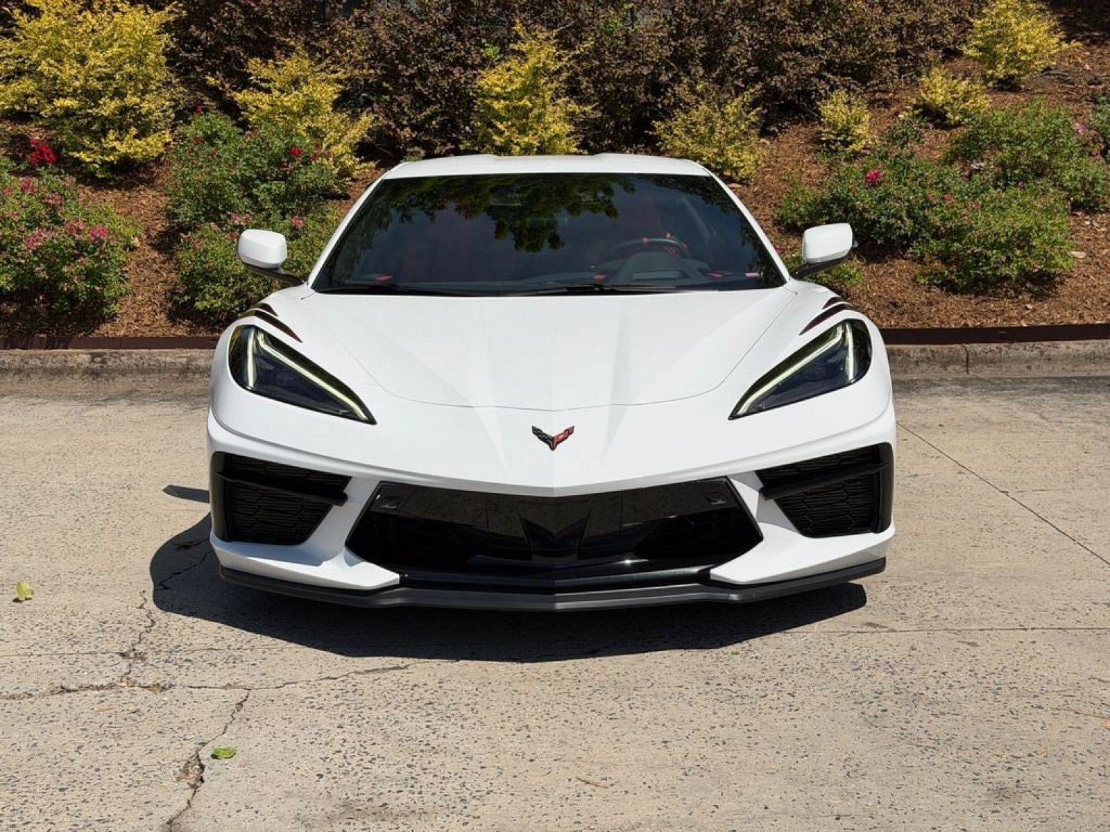 Used 2022 Arctic White Chevrolet Z51 2LT image 9