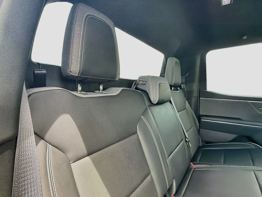 Used 2026 Ocean GMC Elevation image 30