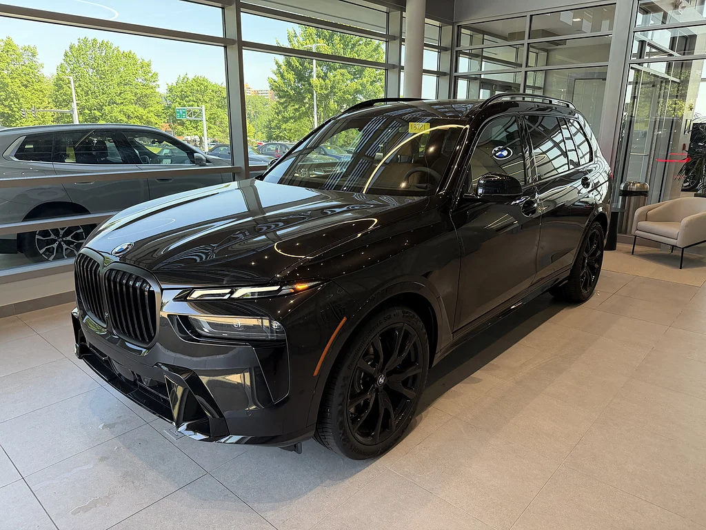 New 2027 Black Sapphire Metallic BMW xDrive40i image 3