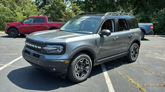 New 2026 Carbonized Gray Metallic Ford Outer Banks image 2