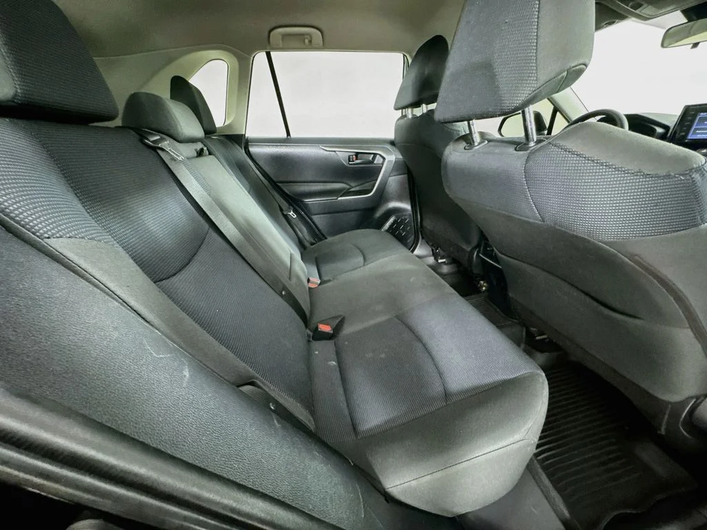 Used 2022 Midnight Black Metallic Toyota LE image 32