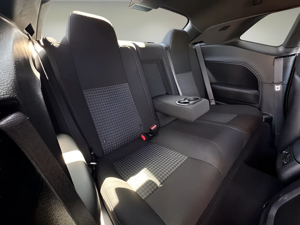 2023 Dodge Challenger R/T - Photo 16