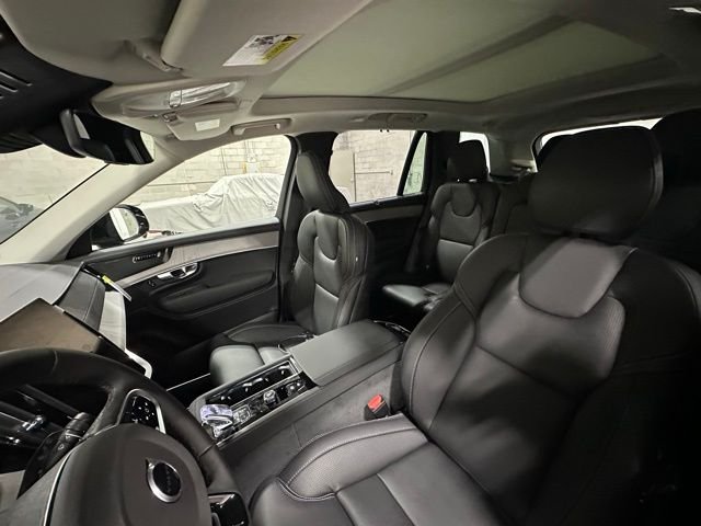 New 2026 Onyx Black Volvo Ultra image 13